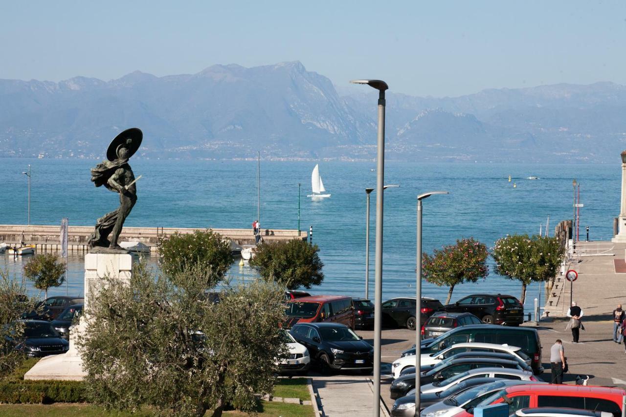 Hotel Relais Al Porto Peschiera del Garda Exterior foto